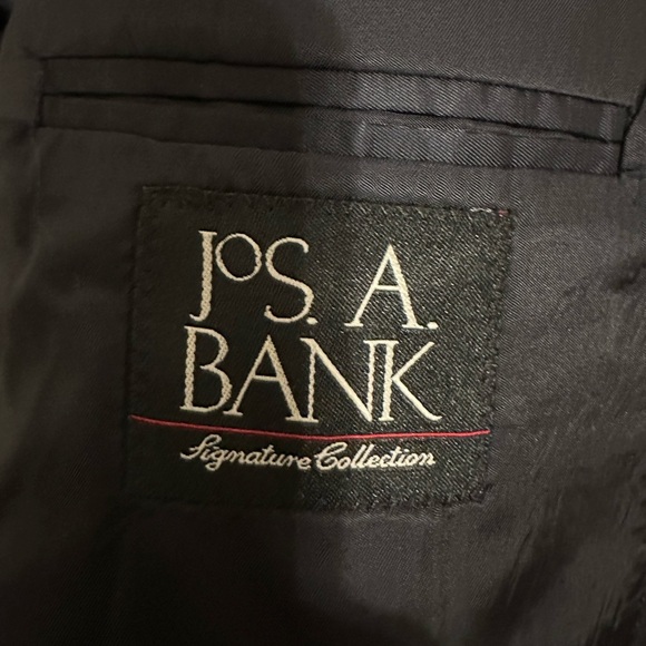Jos. A. Bank Black Blazer Men’s W Gold Buttons Classic Preppy 100% Wool Size 42S - Picture 8 of 9